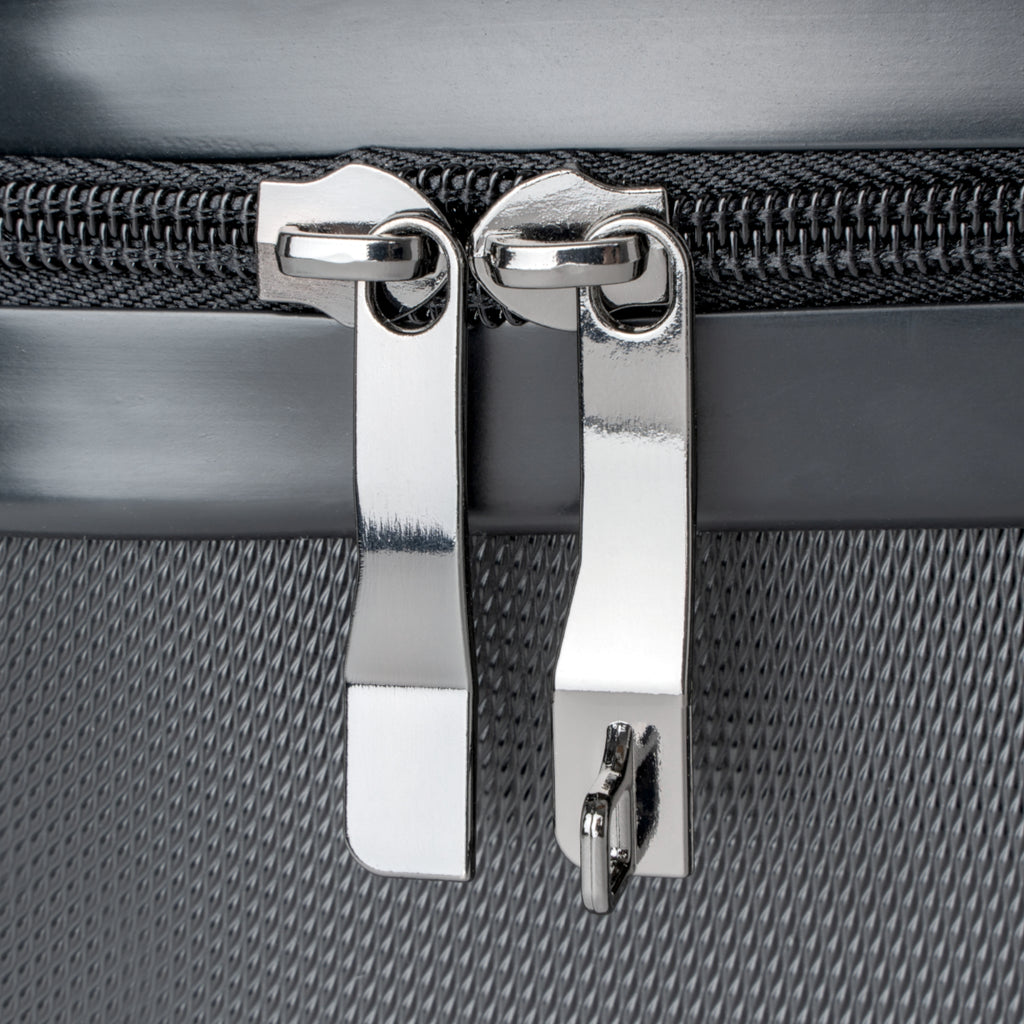 Amethyst Afterdark | Hard-Shell Spinner Suitcase